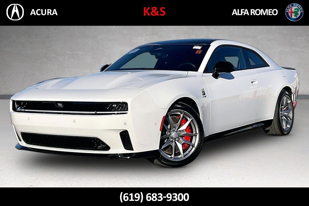 Used 2024 Dodge Charger Daytona Scat Pack w/ Plus Group AWD/4WD image 1