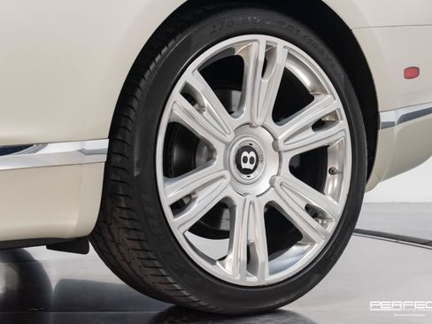 Used 2013 Bentley Continental GT AWD/4WD image 49