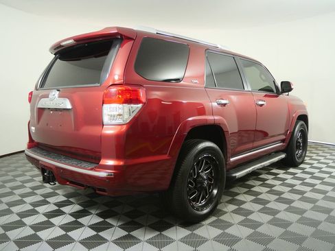 Used 2013 Toyota 4Runner SR5 w/ Premium Pkg AWD/4WD image 3