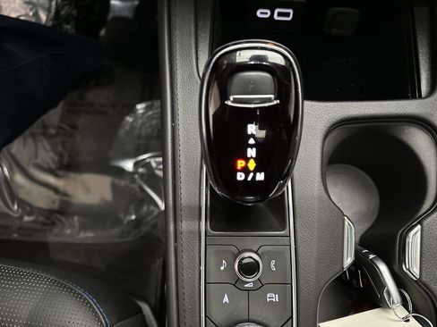 Used 2024 Cadillac XT4 Sport image 43