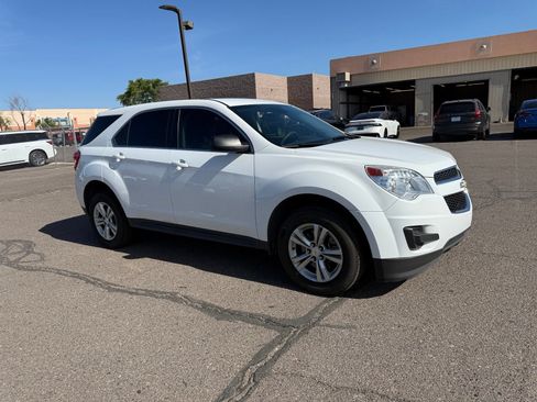 Used 2015 Chevrolet Equinox LS FWD image 3
