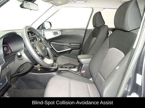 Used 2023 Kia Soul LX w/ Option Group 015 image 9