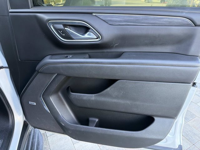 Used 2022 GMC Yukon SLT w/ SLT Premium Package RWD image 17