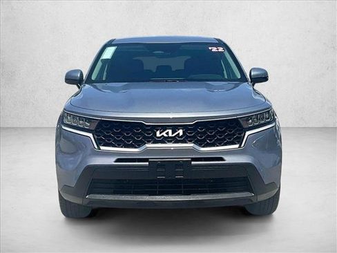 Used 2022 Kia Sorento LX AWD/4WD image 3