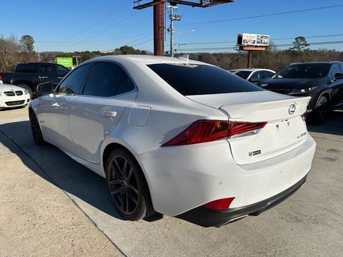 Used 2019 Lexus IS 300 AWD image 9