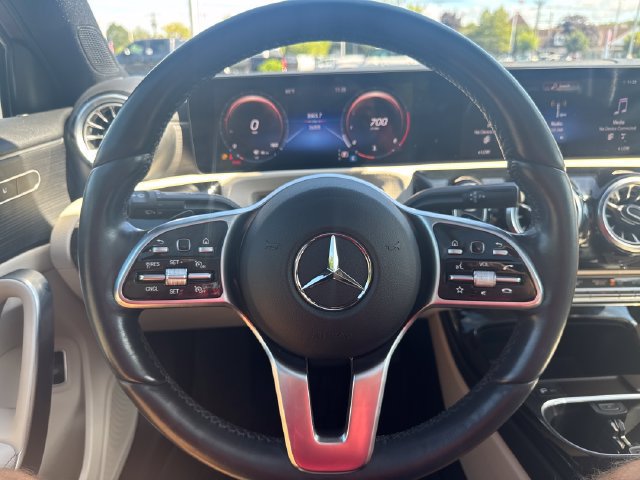 Used 2022 Mercedes-Benz A 220 4MATIC image 17
