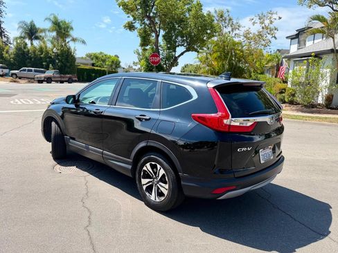 Used 2017 Honda CR-V LX image 6