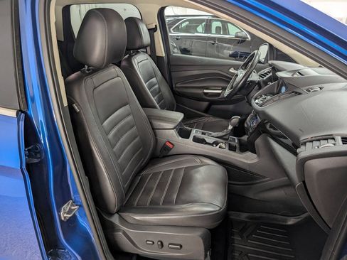 Used 2017 Ford Escape Titanium FWD image 18