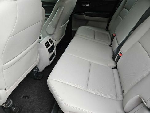 Used 2017 Honda Ridgeline RTL-E image 30