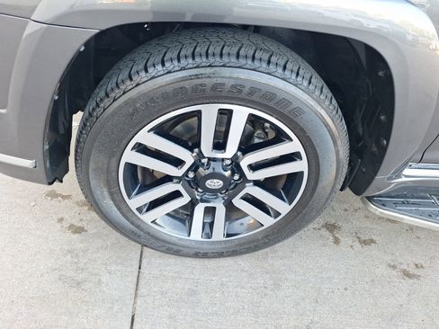 Used 2018 Toyota 4Runner Limited image 11