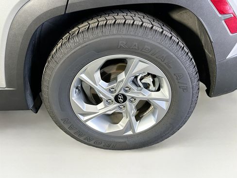 Used 2024 Hyundai Tucson SEL image 11