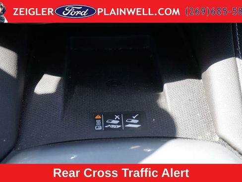 Used 2023 Chevrolet Blazer LT w/ Convenience Package AWD/4WD image 23