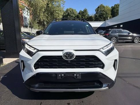 Used 2025 Toyota RAV4 XSE w/ Advanced Technology Package AWD/4WD image 3