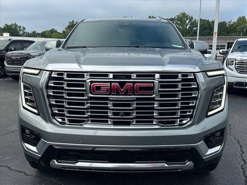 New 2026 GMC Yukon Denali w/ Advanced Technology Package AWD/4WD image 4