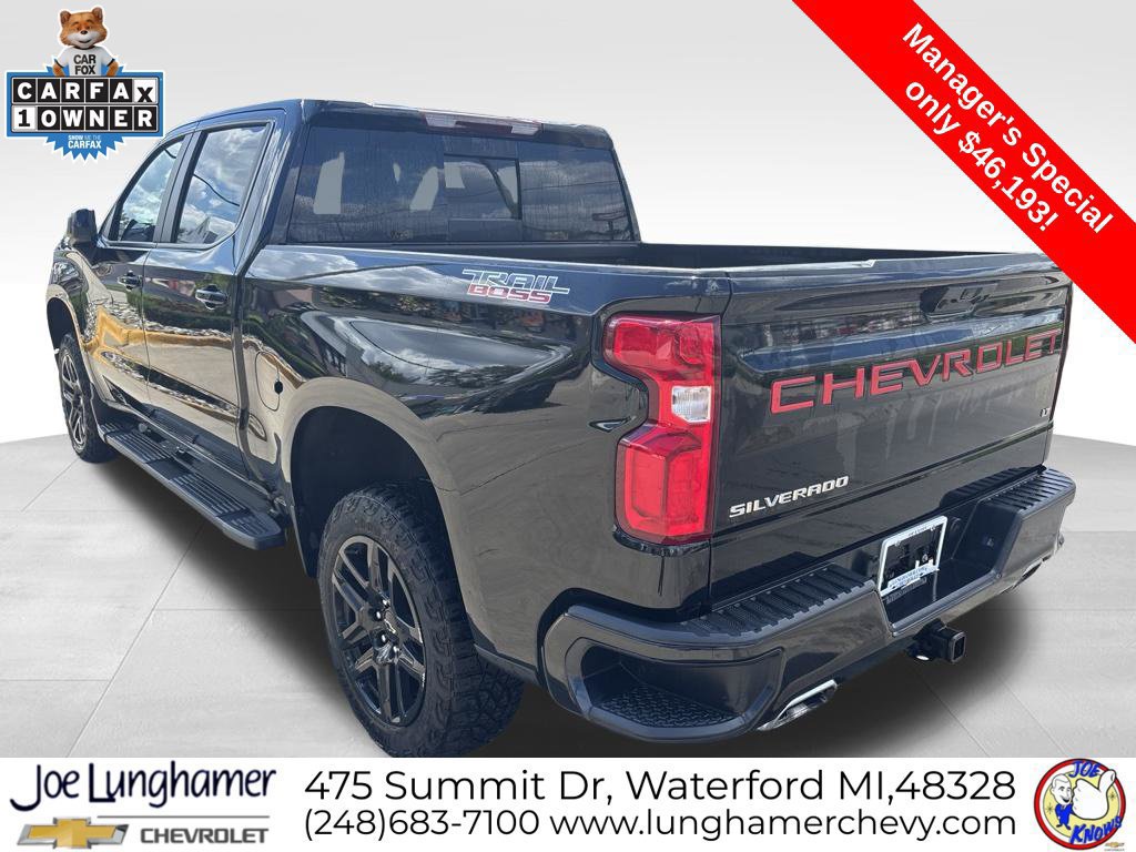 Used 2024 Chevrolet Silverado 1500 LT Trail Boss w/ Convenience Package II AWD/4WD image 6