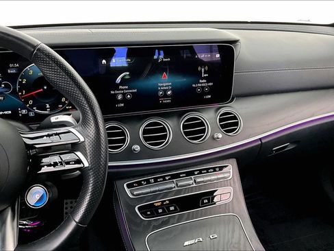 Used 2023 Mercedes-Benz E 63 AMG S image 7