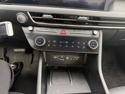 Certified 2025 Hyundai Sonata Limited FWD image 52