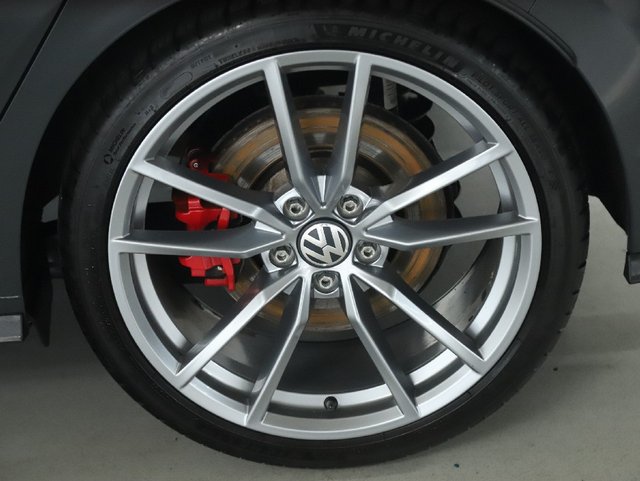 Used 2023 Volkswagen GTI 40th Anniversary Edition FWD image 38