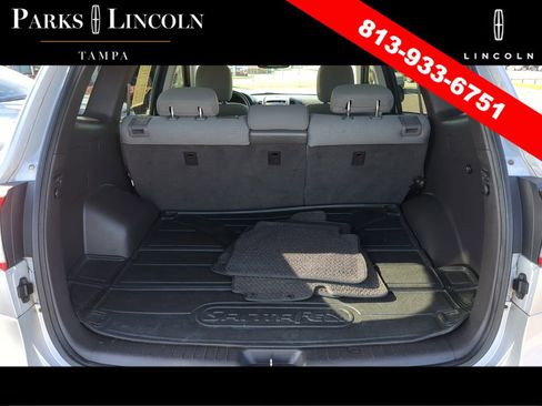 Used 2012 Hyundai Santa Fe GLS image 8