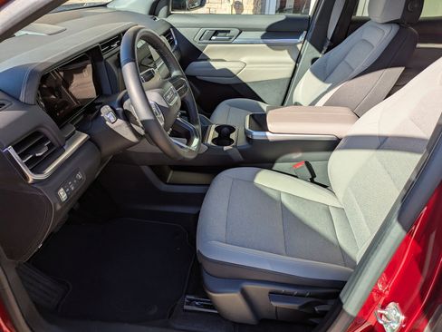 Certified 2025 GMC Terrain Elevation w/ Technology Package II image 16