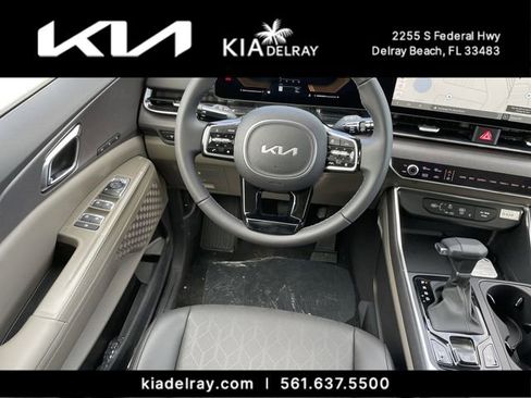 New 2026 Kia Carnival EX FWD image 13