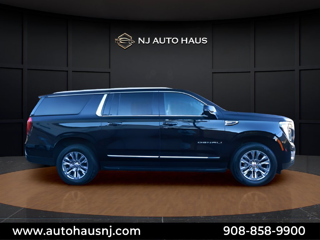 Used 2025 GMC Yukon XL Denali AWD/4WD image 21