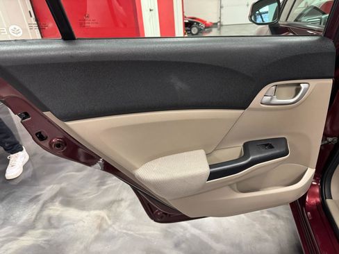 Used 2012 Honda Civic LX image 22