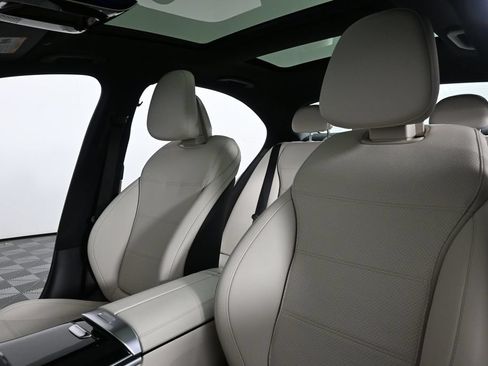 Certified 2022 Mercedes-Benz C 300 4MATIC Sedan image 5