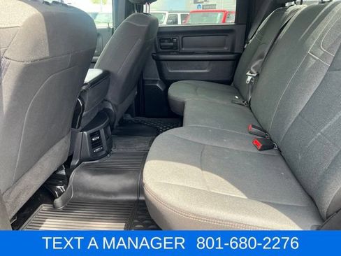 Used 2024 RAM 3500 Tradesman w/ Chrome Appearance Group AWD/4WD image 28