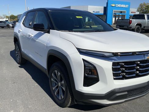 New 2026 Chevrolet Equinox LT w/ Convenience Package II image 16