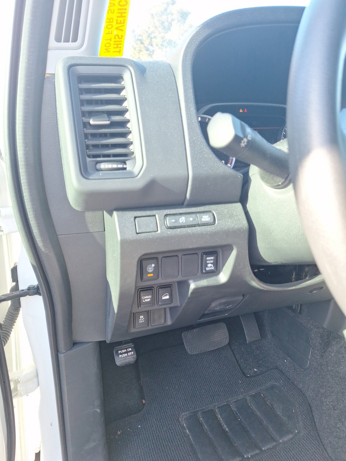 Used 2024 Nissan Frontier S w/ Technology Package AWD/4WD image 14