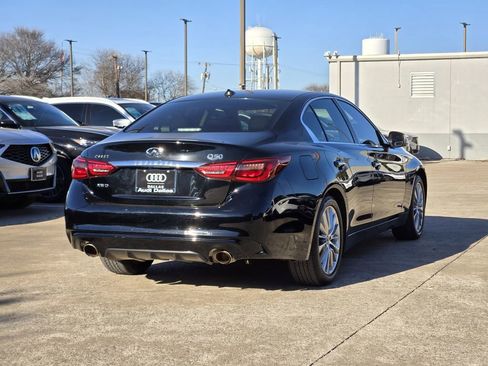 Used 2018 INFINITI Q50 Luxe w/ Essential Package (2.0T Luxe) image 6