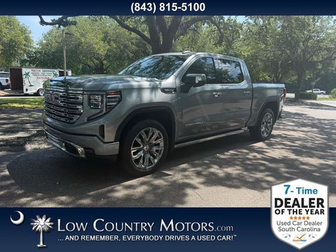 Used 2024 GMC Sierra 1500 Denali w/ Denali Reserve Package AWD/4WD image 1