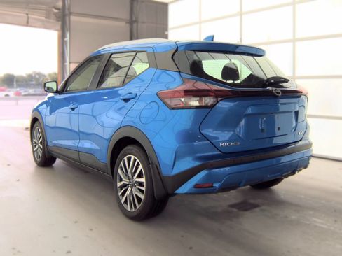 Used 2024 Nissan Kicks SV FWD image 15