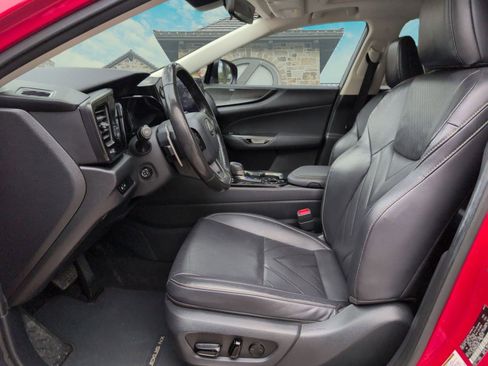 Used 2024 Lexus NX 300h AWD w/ Luxury Package image 7