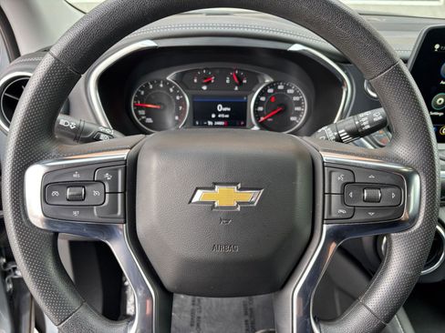 Used 2025 Chevrolet Blazer LT image 28