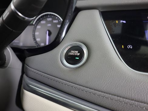 Used 2021 Cadillac XT5 Premium Luxury image 44