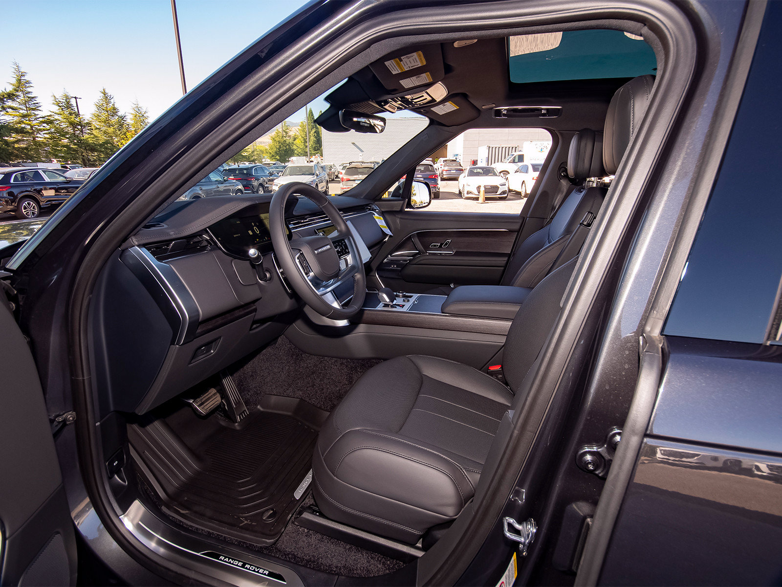 New 2027 Land Rover Range Rover SE AWD/4WD image 37