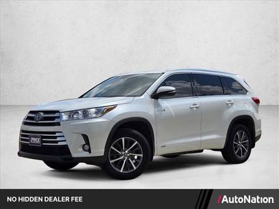 Used 2017 Toyota Highlander XLE