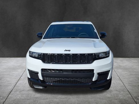 New 2025 Jeep Grand Cherokee L Limited w/ Black Appearance Package image 9