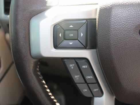 Used 2018 Ford F150 Lariat image 21