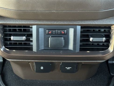 Used 2024 Ford F150 King Ranch w/ FX4 Off-Road Package image 30