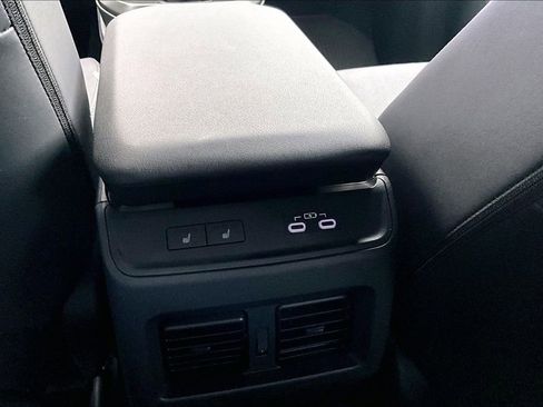 New 2026 Toyota C-HR AWD/4WD image 11