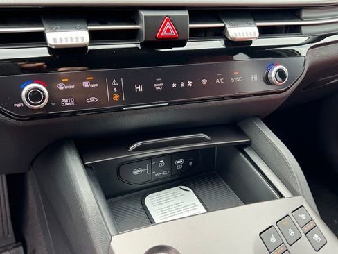 New 2026 Kia Sportage SX Prestige AWD/4WD image 21