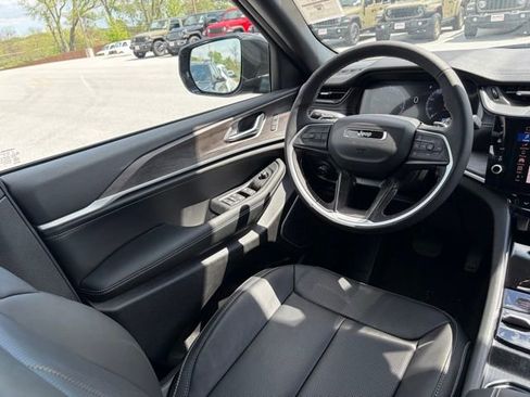New 2026 Jeep Grand Cherokee L Limited AWD/4WD image 35