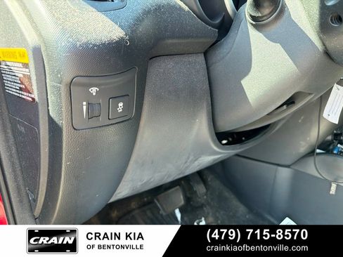 Used 2013 Kia Soul + FWD image 14