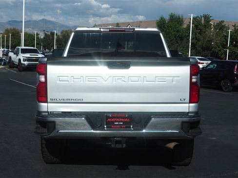 Used 2020 Chevrolet Silverado 2500 LT w/ Convenience Package image 6