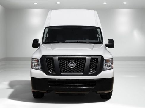Used 2019 Nissan NV 2500 SV RWD image 4