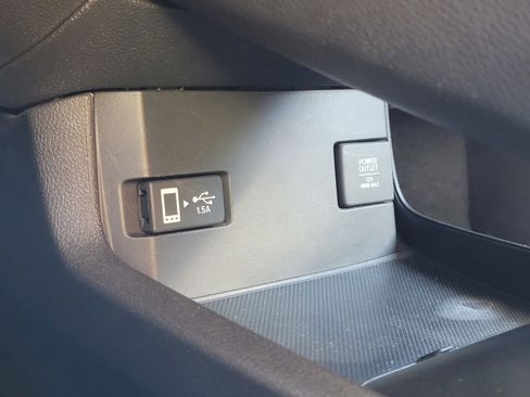 Used 2018 Honda Civic EX image 26