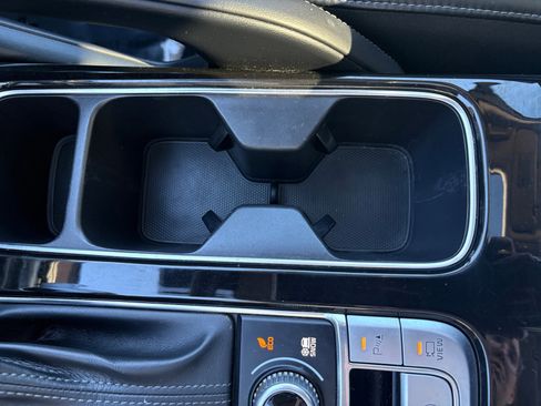 Used 2020 Kia Telluride SX w/ SX Prestige Package image 26